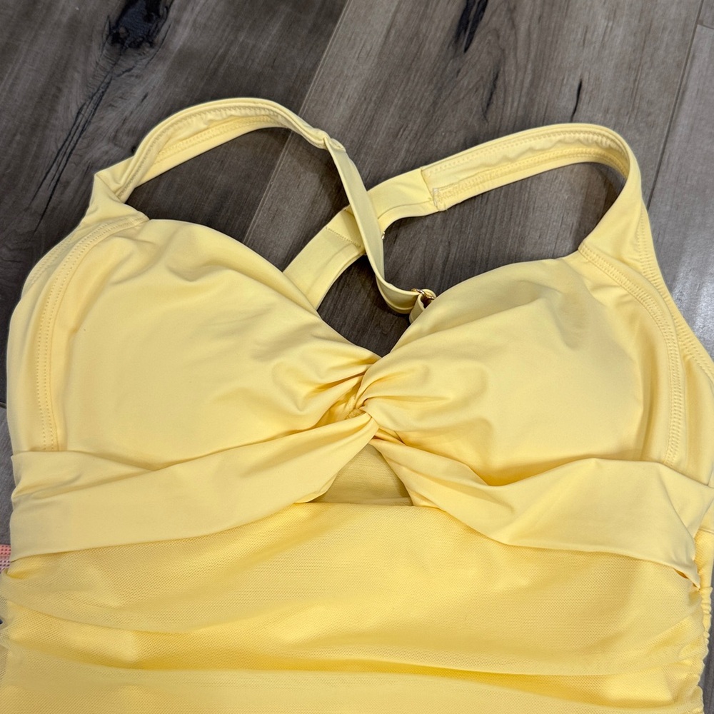 Shapellx Women's One Piece Swimsuit - Picture 13 of 16